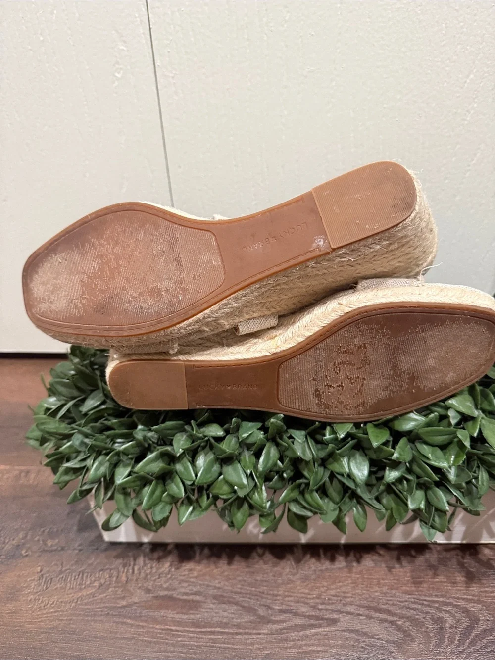 Lucky Brand Maeli Neutral Espadrille Wedge Sandal Rustic, Strappy Canvas Sz 10